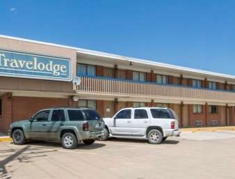 Travelodge By Wyndham Great Bend Εξωτερικό φωτογραφία